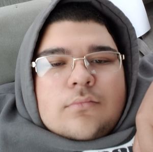 Meet your Posher, Brandon